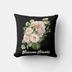 Coussin Bouquet floral blanc élégant avec feuilles vertes