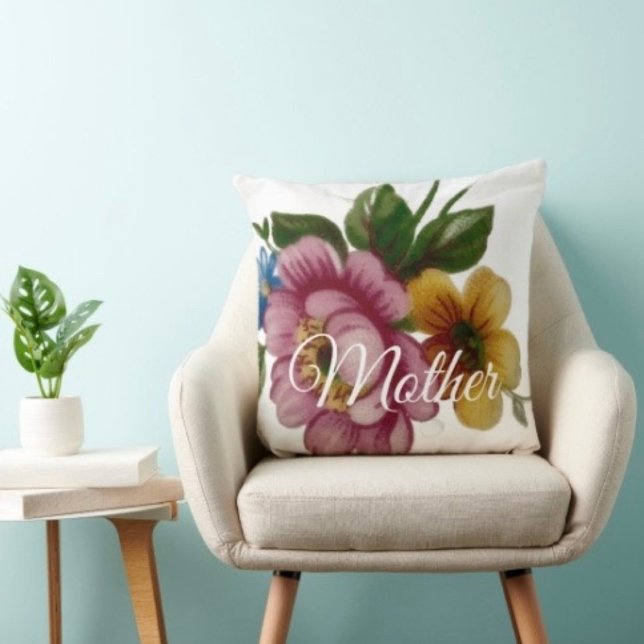 Coussin Bouquet floral de tasse à thé (100% polyester wrinkle-free, heavyweight stretch material. Hidden zipper enclosure. Made in the USA.)
