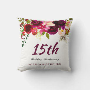 Coussin Bourgogne Ruby Rouge Floral 15e anniversaire Maria