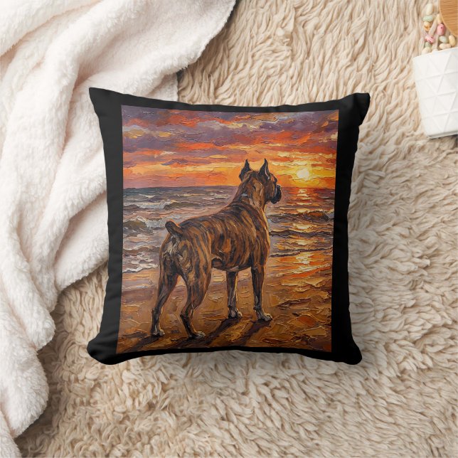 Coussin Boxer bringé au coucher de soleil sur la plage Cad (Couverture)