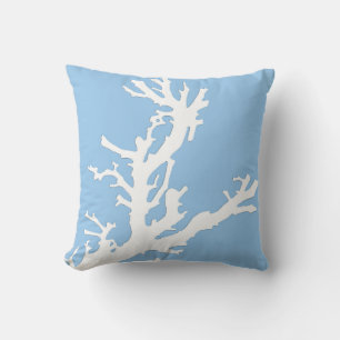 Coussin Branche de corail - blanc sur bleu pâle