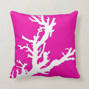 Coussin Branche de corail - blanc sur le rose fuchsia