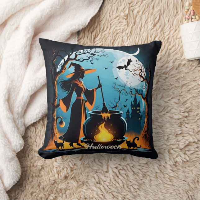 Coussin Bris de sorcière dans la forêt d'Halloween lune (Couverture)