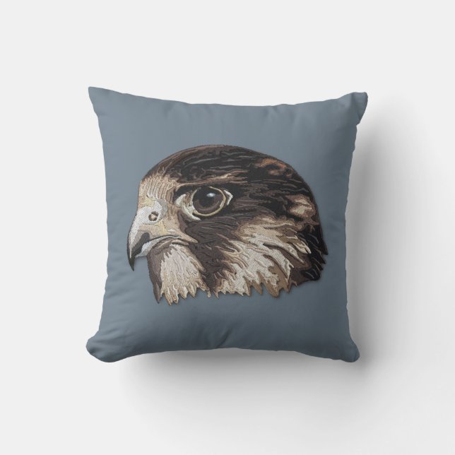 Coussin Broderie Peregrine Faux (Recto)