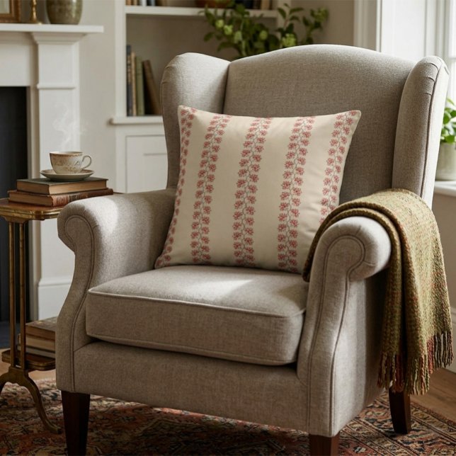 Coussin Broderie ukrainienne traditionnelle (Créateur téléchargé)