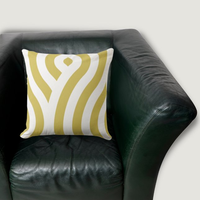 Coussin Brown doré et Motif blanc moderne (Golde-Brown and White Wave Pattern Throw Pillow on Black Armchair)