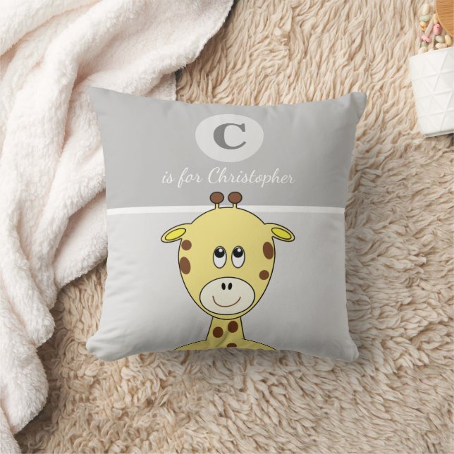 Coussin Brun jaune gris avec un nom de bébé girafe mignon (Couverture)