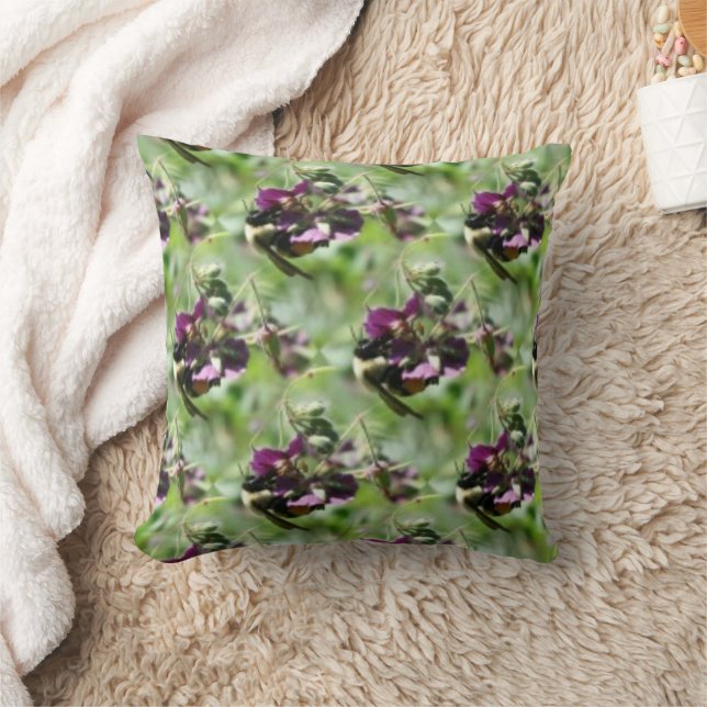 Coussin Bumble Bee On Flower Nature (Couverture)