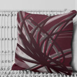 Coussin Burgundy & Grey Conception artistique Abstraite du<br><div class="desc">L'oreiller à jetons bordeaux et gris présente une composition artistique abstraite de ruban aux tons gris et bordeaux aux accents blancs sur un riche arrière - plan bordeaux. Cette composition abstraite est construite sur des combinaisons de rubans répétés, qui sont superposés et entrelacés pour former un motif abstrait complexe et...</div>