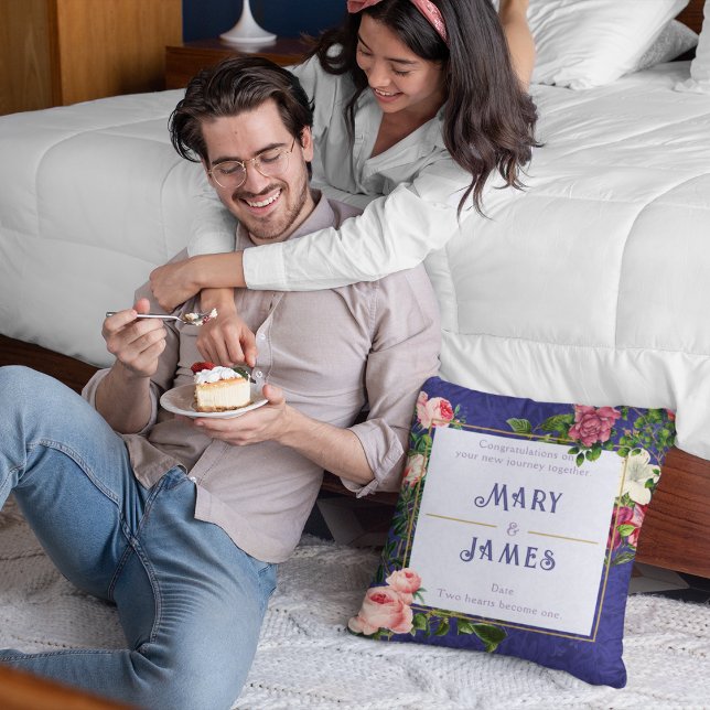 Coussin Cadeau de mariage personnalisé avec motif floral b (Créateur téléchargé)