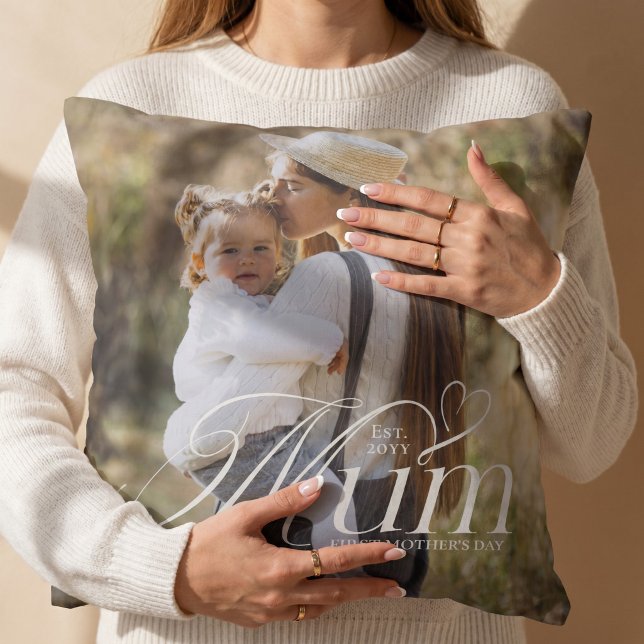 Coussin Cadeau de photo de bébé pour la première fête des  (First Mother’s Day Mum Baby Photo Keepsake Gift Throw Pillow2)