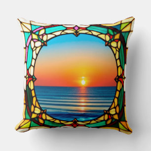 Coussin Cadre de vitrail encadrant un lever de soleil vibr