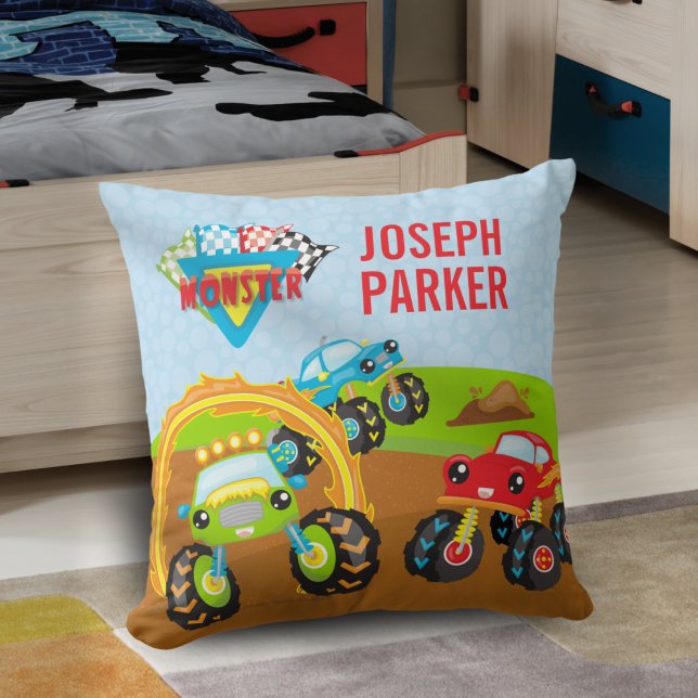 Coussin Camions Monster Petit Garçon Coloré avec prénom (Créateur téléchargé)