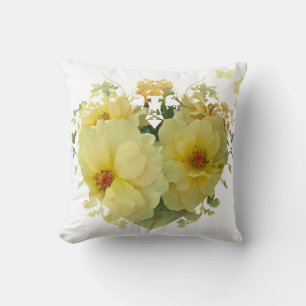 Coussin cardiaque des roses jaunes