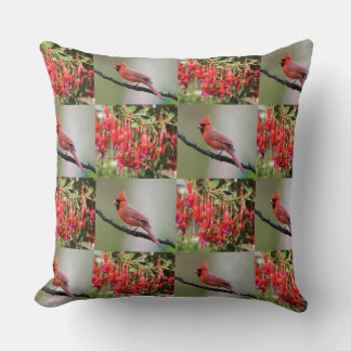 Coussin Cardinal Rouge Fantaisiste et Motif Fuchsia