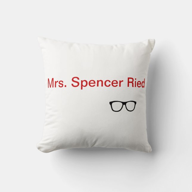 Coussin Carreau de "Mme Spencer Reid" (Recto)