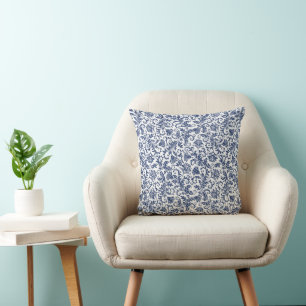 Coussin Carreau floral Jacobean de bleu marine et blanc