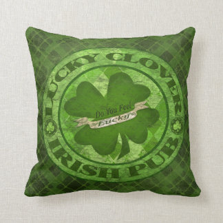 Coussin Carreau irlandais chanceux de trèfle du jour de St