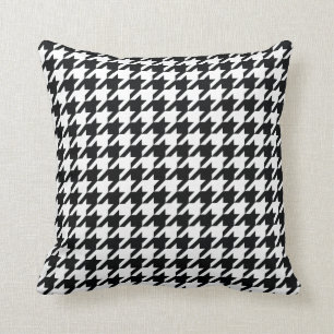 Coussin carreau noir et blanc de motif de pied-de-poule