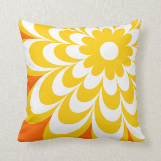 Coussin Carreau personnalisé par marguerite chic - orange