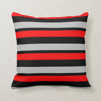 Coussin Carreau rayé noir et argenté rouge