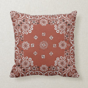 Coussin carreau rouge de bandana de Paisley