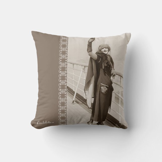 Coussin Carreau vintage "de voyage de fève" (Recto)