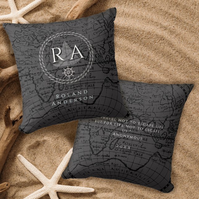 Coussin Carte de monogramme de corde nautique grise (Nautical Rope Monogram Map Grey Throw Pillow)