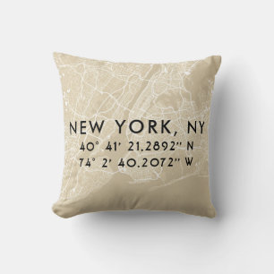 Coussin Carte personnalisée de New York   Tan & Noir
