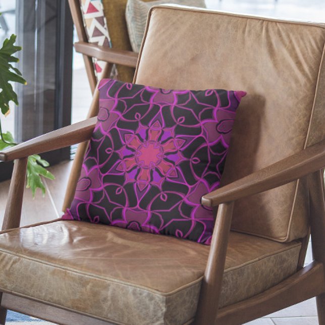 Coussin Carton Mandala Flower rose et noir (Créateur téléchargé)