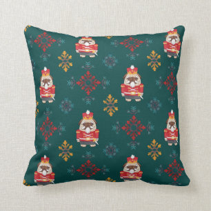 Coussin Casse-noix rouge habillé par carlin de Noël