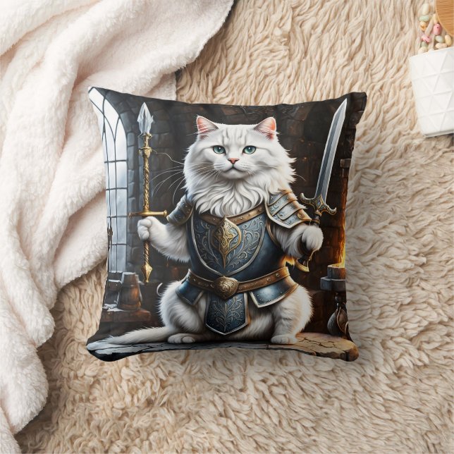 Coussin Cat Clad en armure tenant l'épée et la oreille (Couverture)