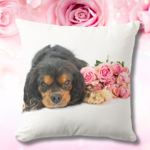 Coussin Cavalier Roi Charles Espagnol Avec Roses Roses Ros