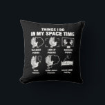 Coussin Ce Que Je Fais Dans Mon Espace Temps Pigeon Élevag<br><div class="desc">Ce design amusant s'adresse aux amateurs de colombes ! Connais-tu quelqu'un qui aime les pigeons ? Un design parfait pour ceux qui aiment l'élevage de pigeons. Pigeon Breeder Pigeon idée cadeau pour chaque fan de Pigeon à la recherche de modèles thématiques Racing Pigeon Trainer.. Vous cherchez encore Pigeon Breeder Pigeon...</div>