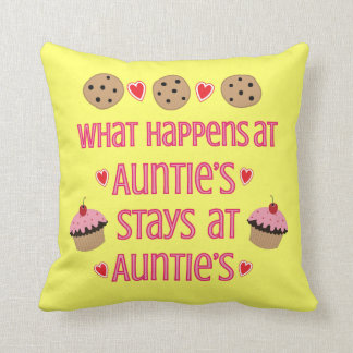 Coussin Ce qui se produit au carreau de la tante