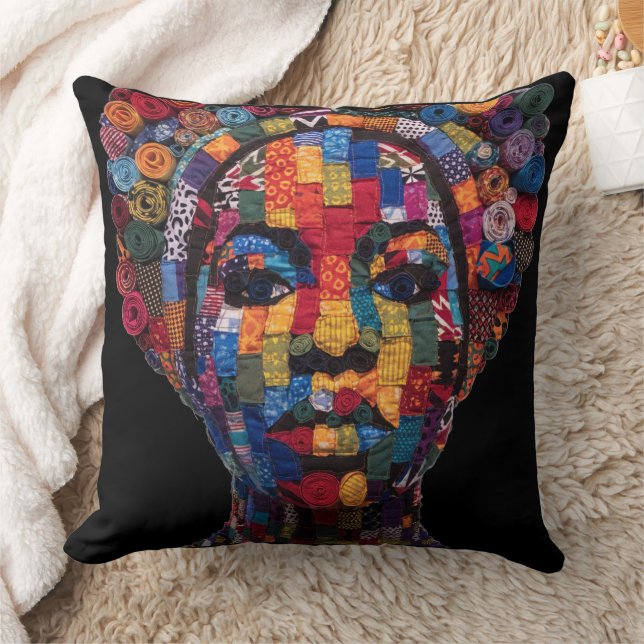 Coussin Celebrating Colorful Black Women Throw Pillow (Couverture)