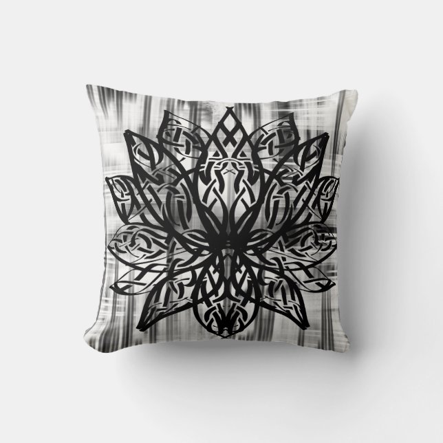 Coussin Celtic Lotus Mandala – Minimalist Black and White  (Recto)