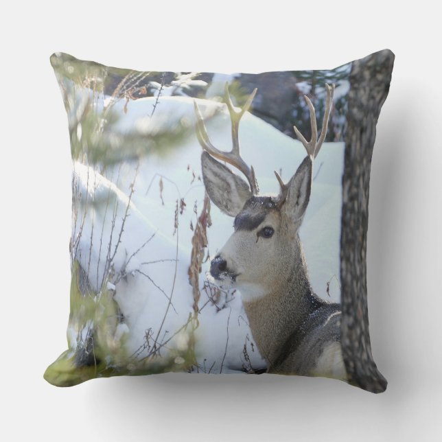 Coussin Cerf Dans La Neige (Recto)