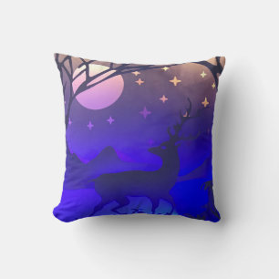 Coussin Cerf en hiver bois nuit