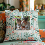 Coussin Cerise sur le dessus | Photo de la fête des mères<br><div class="desc">Célébrez la maman avec style avec la photo Cherry On Top Mère's Day Photo Jetez l’oreiller - un souvenir chaleureux et personnalisable qu’elle chérira pour toujours. Doté d'une charmante toile de fond aux tons pastel doux, ce coussin encadre magnifiquement votre photo de famille préférée, ajoutant une touche personnelle à votre...</div>