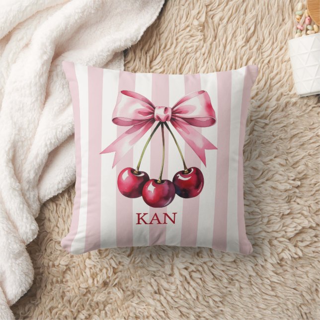 Coussin Cerises à ruban rose monogramme esthétique Coquett (Couverture)