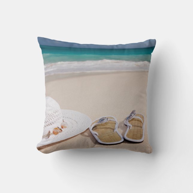 Coussin C'est la Vie ! Plage, Casquette et tongs (Recto)