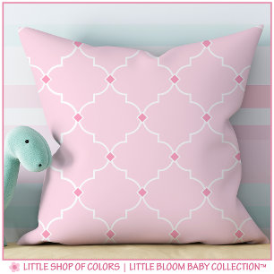 Coussin Chambre de bébé fille rose saumon à motif quatrefe