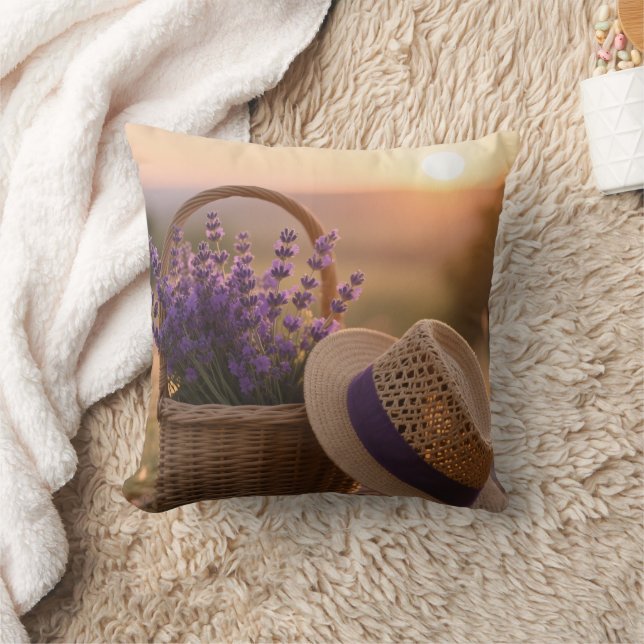 Coussin Champ de lavande au coucher du soleil - Paysage se (Couverture)