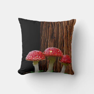 Coussin Champignons, fougères et arbres
