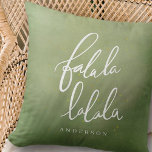 Coussin Chant Falala Stars modernes Noël<br><div class="desc">Le design est falalala écrit en écriture cursive ludique. Ajoutez le nom de famille.</div>