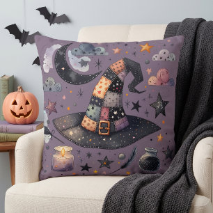 Coussin Chapeau de sorcière fantaisiste et magie céleste