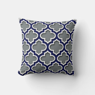 Coussin Charcoal Gray Navy White Moroccan Quatrefoil #5DS
