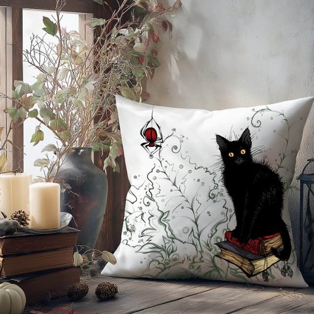 Coussin Chat noir d'Halloween lunatique (Moody Black Cat Throw Pillow)