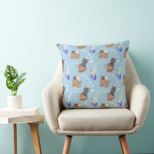 Coussin Chats en boîte et gouttes de lait sur bleu